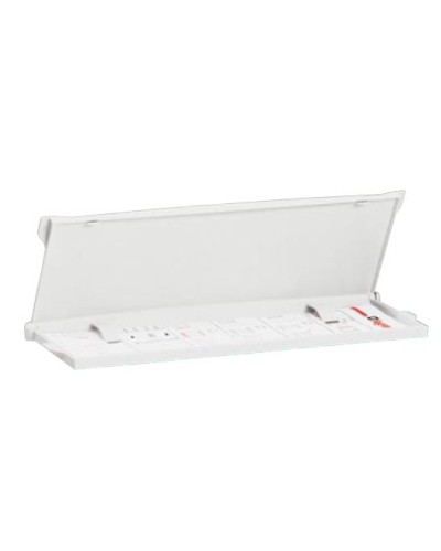 Карман для схем закрытый Legrand 036582 в Мытищах Полки для шкафов и стоек Pintop.ru